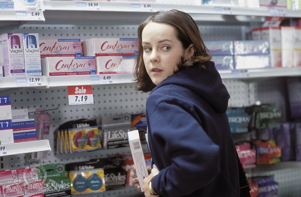 Jena Malone in Спасённая (2004)