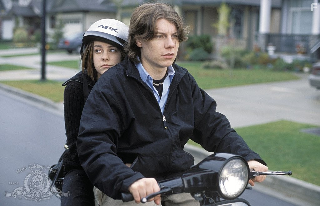 Patrick Fugit and Jena Malone in Спасённая (2004)