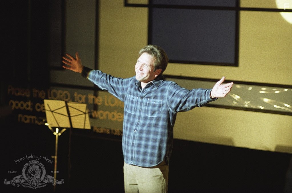 Martin Donovan in Спасённая (2004)