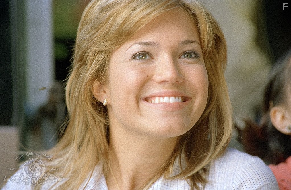 Mandy Moore in Спасённая (2004)