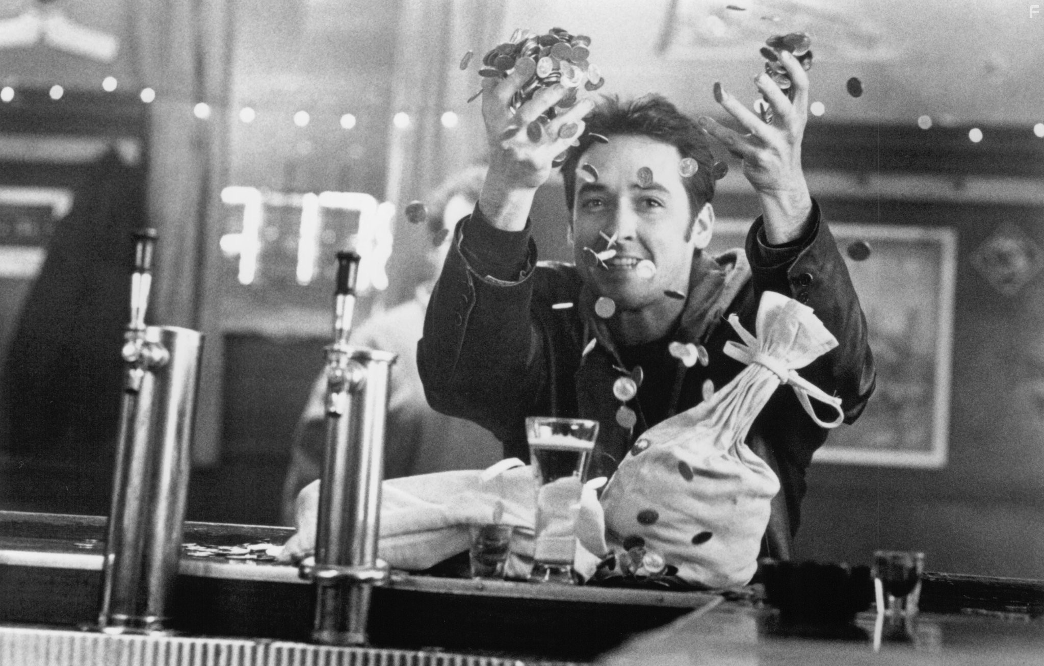 John Cusack in Бесплатные деньги (1993)