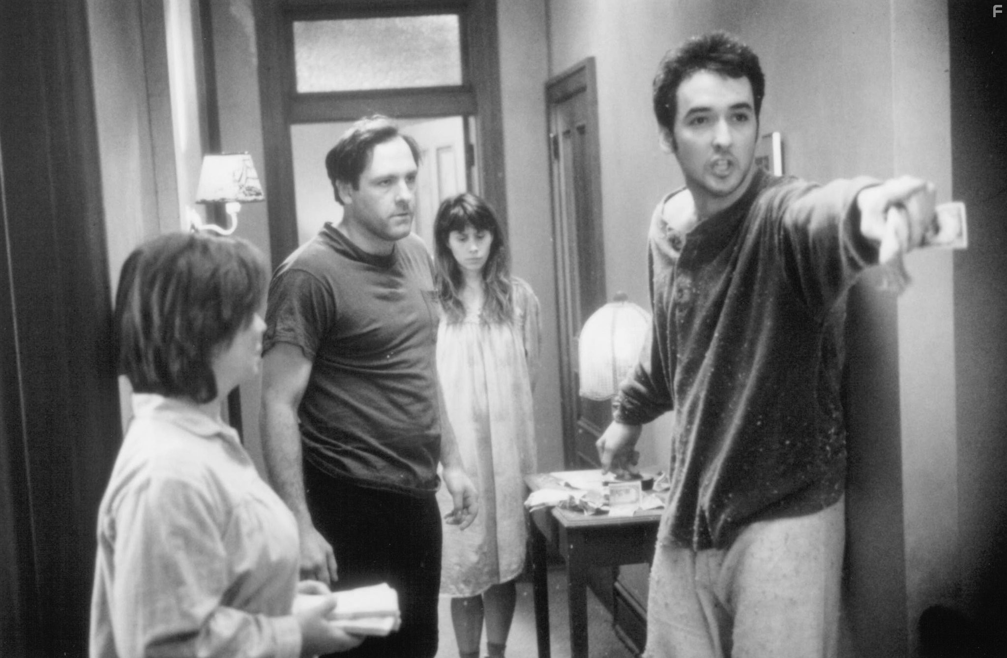 John Cusack and James Gandolfini in Бесплатные деньги (1993)