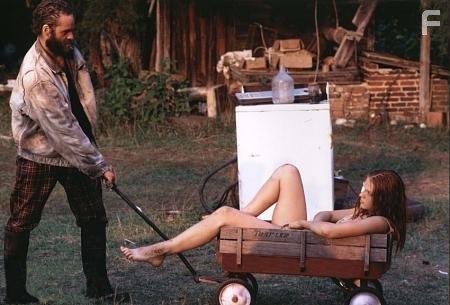 Dominique Swain and Arie Verveen in Briar Patch (2003)