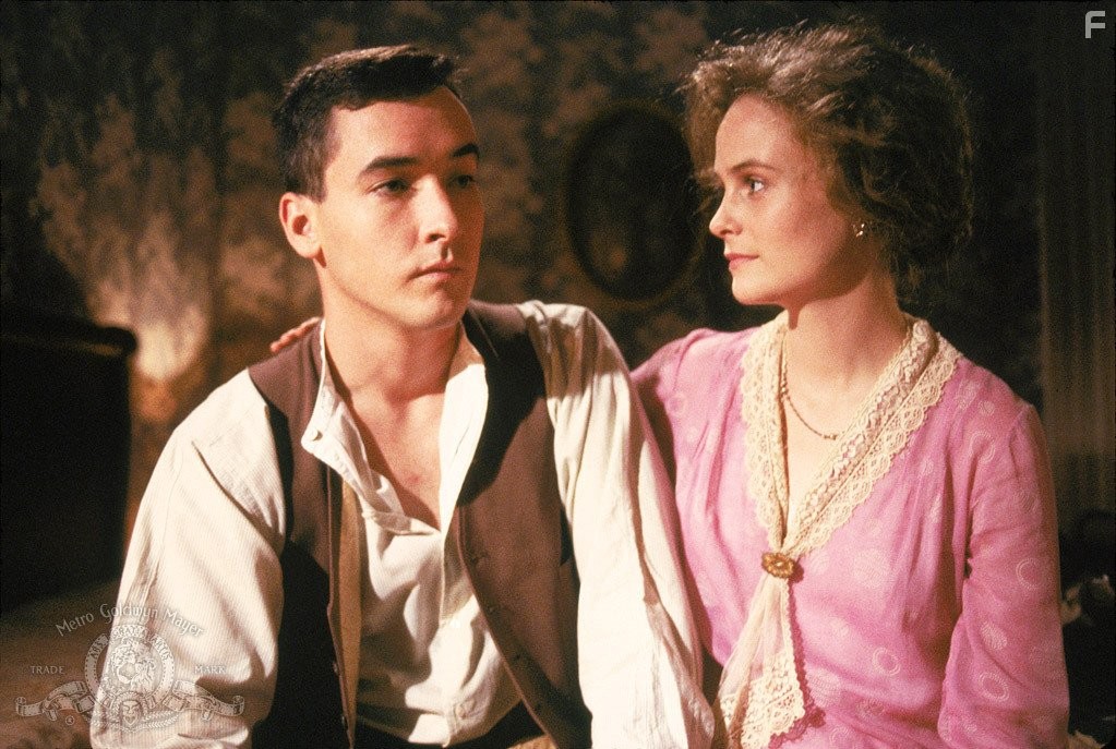 John Cusack and Barbara Garrick in Boсемь выходят из игры (1988)