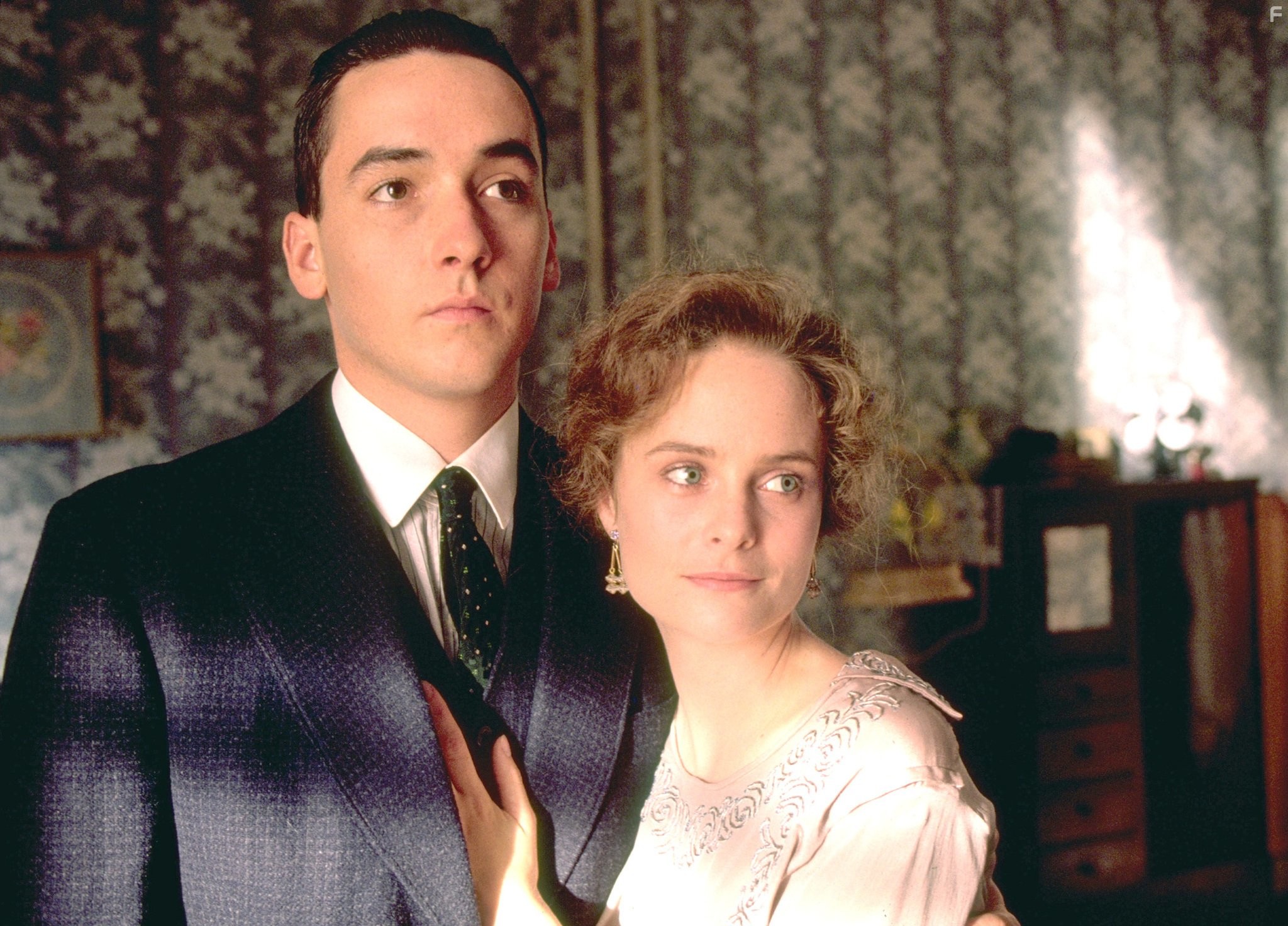 John Cusack and Barbara Garrick in Boсемь выходят из игры (1988)