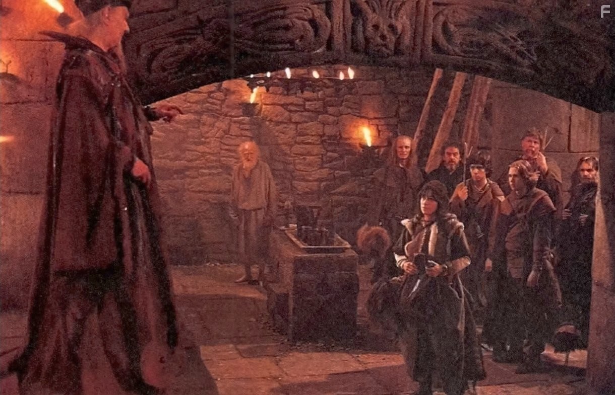 Sydney Bromley, Caitlin Clarke, Douglas Cooper, Alf Mangan, David Mount, James Payne, Ralph Richardson, Albert Salmi, and Chris Twinn in Победитель дракона (1981)