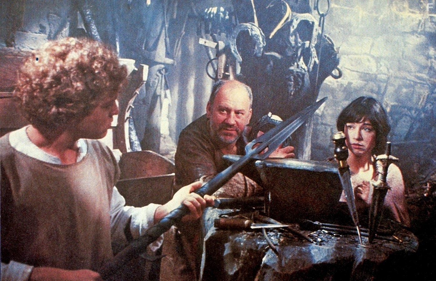 Peter MacNicol, Caitlin Clarke, and Emrys James in Победитель дракона (1981)