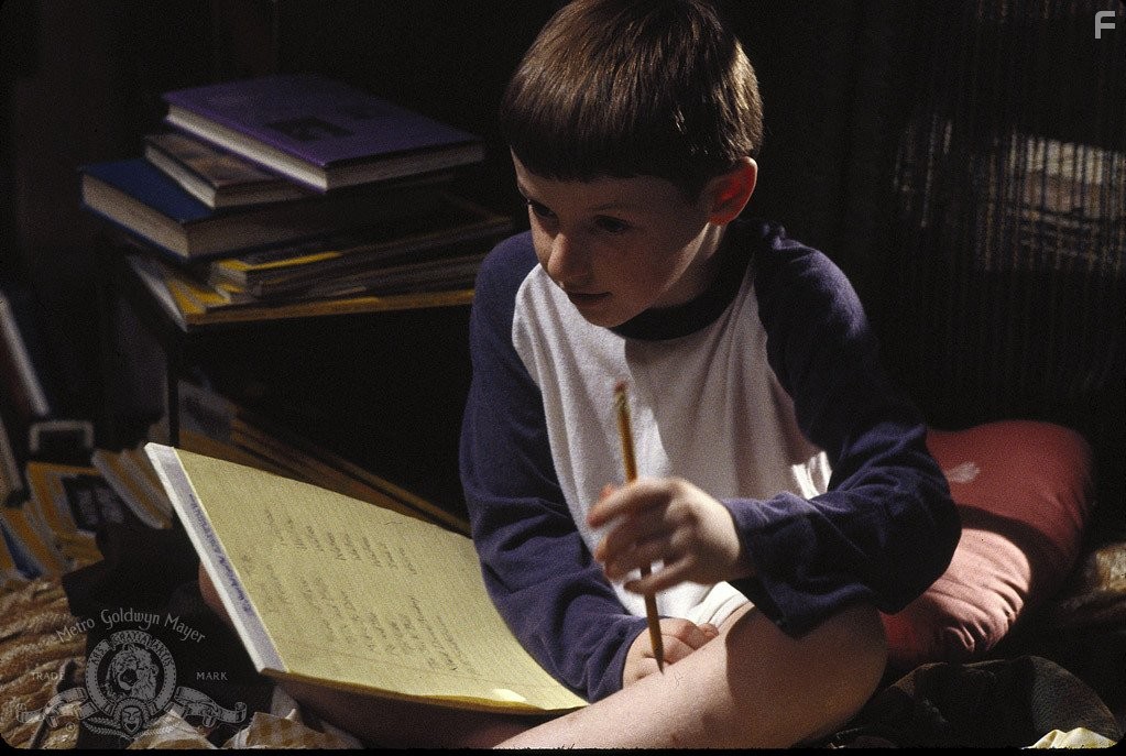 Adam Hann-Byrd in Маленький человек Тейт (1991)