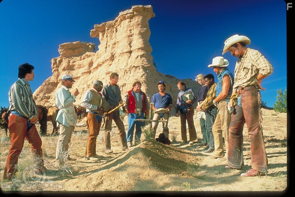 Billy Crystal, Helen Slater, David Paymer, Bill Henderson, Bruno Kirby, Phill Lewis, Josh Mostel, Daniel Stern, and Tracey Walter in Городские пижоны (1991)