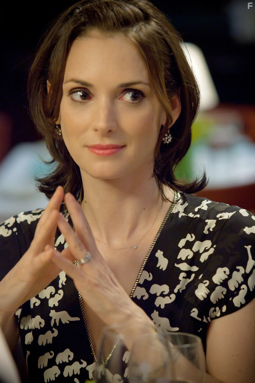 Winona Ryder in Дилемма (2011)