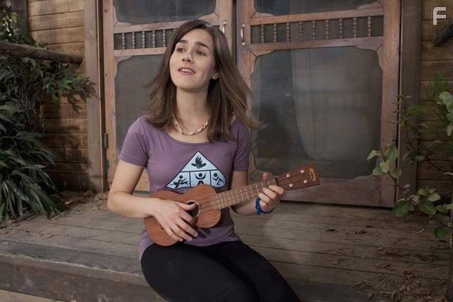 Zoe Jarman in Huge (2010)