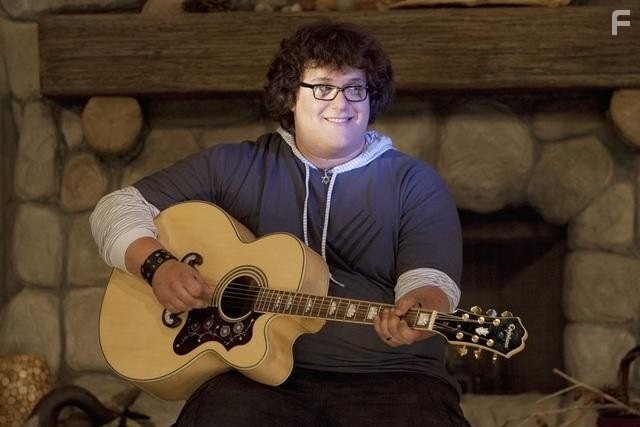 Ari Stidham in Huge (2010)
