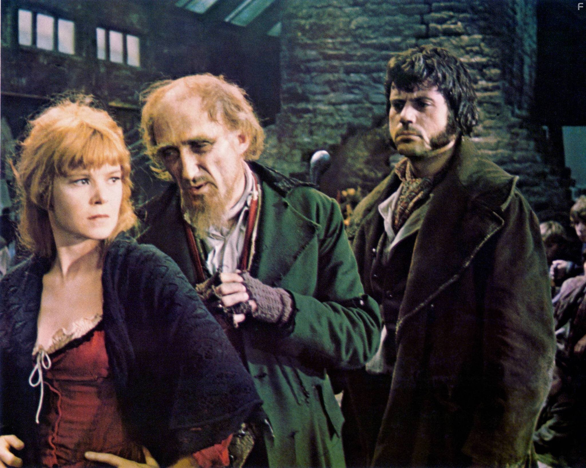 Oliver Reed, Ron Moody, and Shani Wallis in Оливер! (1968)