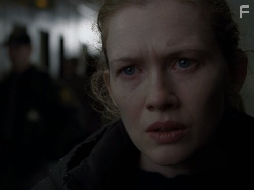 Mireille Enos in Убийство (2011)