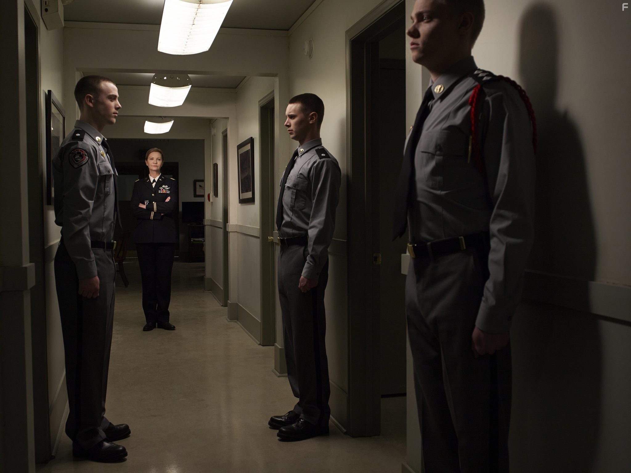 Joan Allen, Tyler Ross, Sterling Beaumon, and Levi Meaden in Убийство (2011)