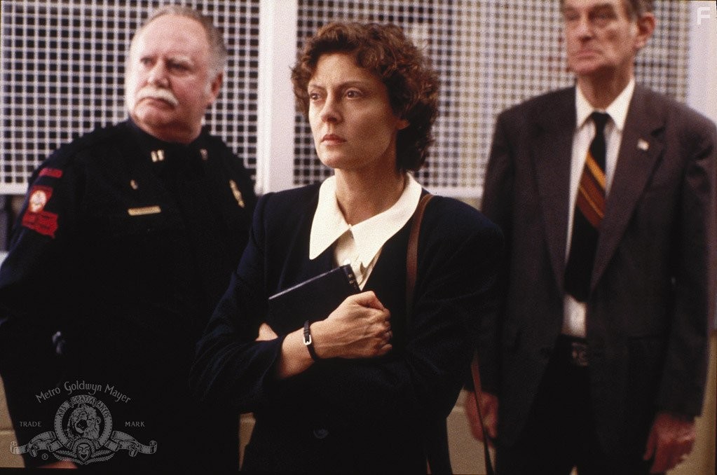 Susan Sarandon in Мертвец идет (1995)