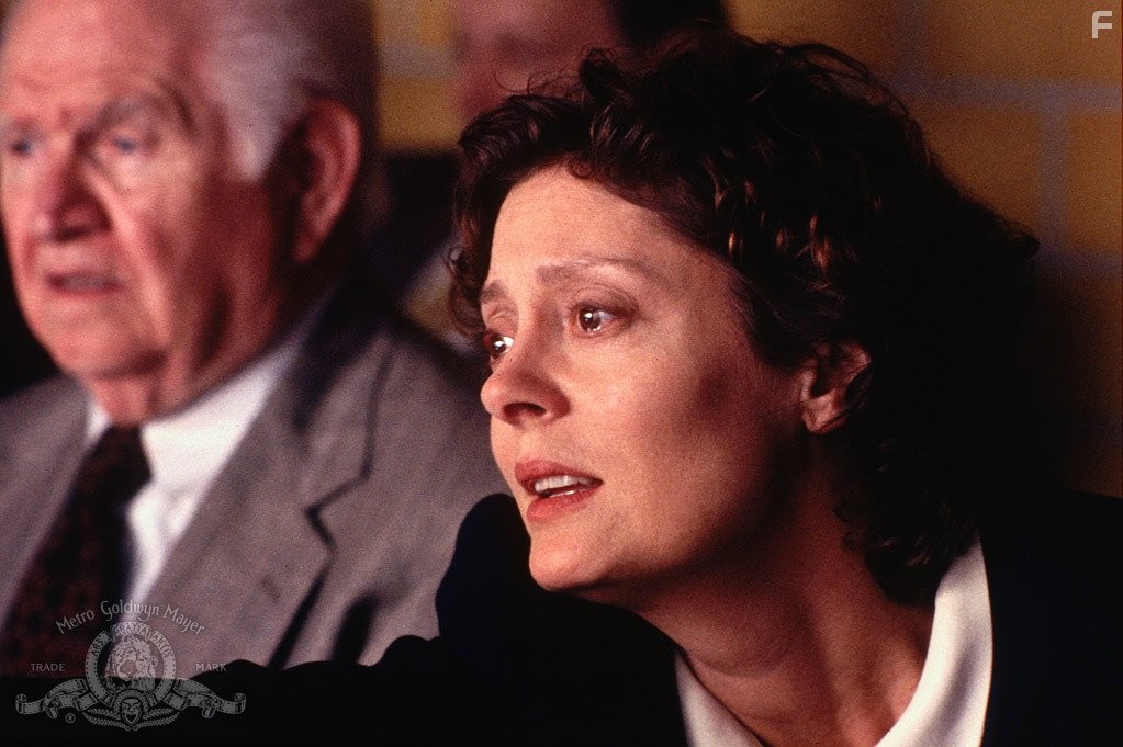 Susan Sarandon in Мертвец идет (1995)