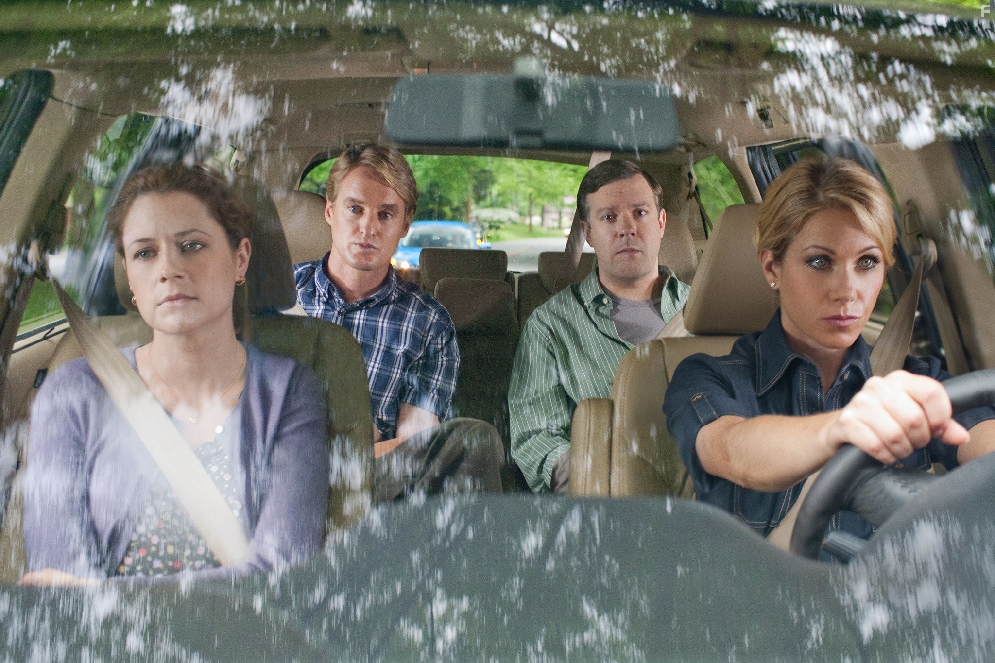 Christina Applegate, Owen Wilson, Jenna Fischer, and Jason Sudeikis in Безбрачная неделя (2011)