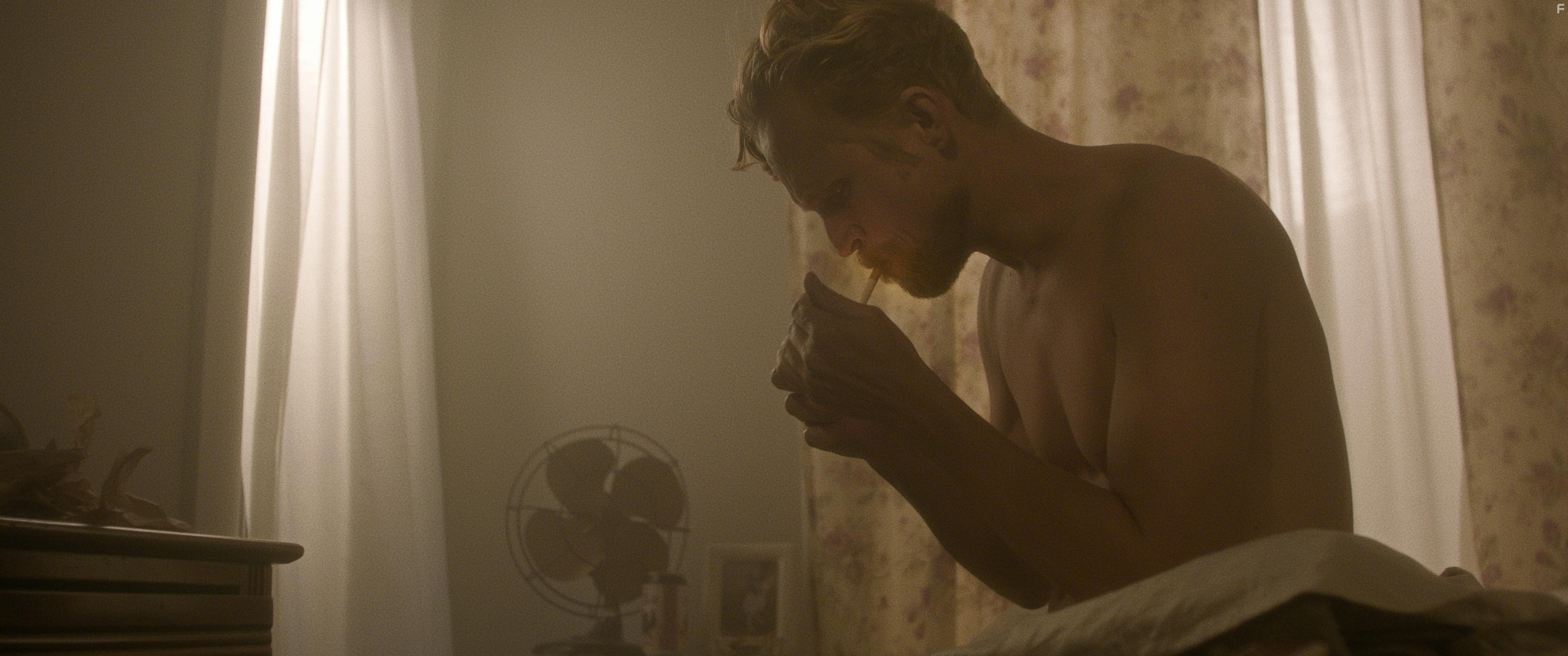 Лилли живёт одна