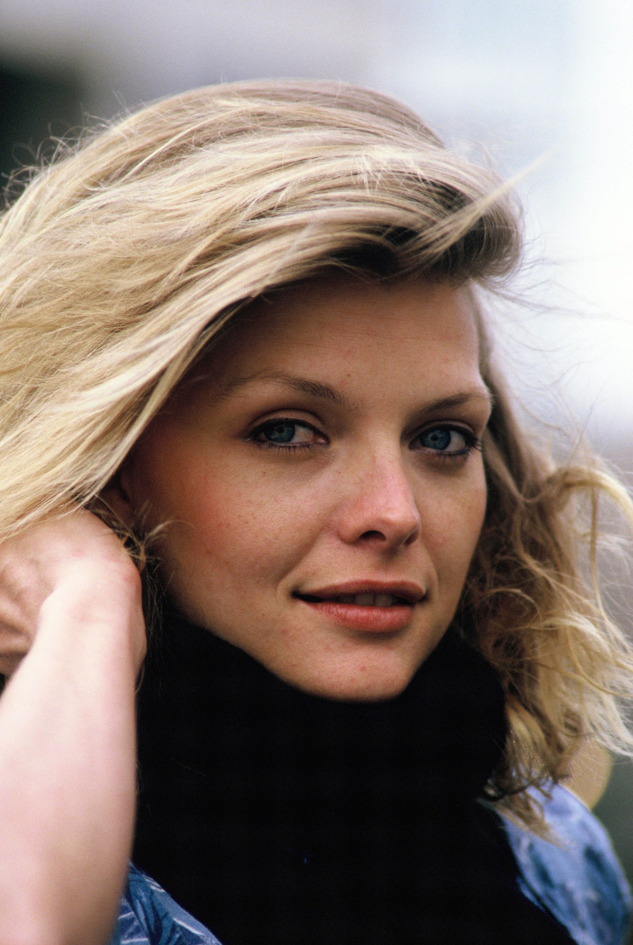 Michelle Pfeiffer in В ночи (1985)