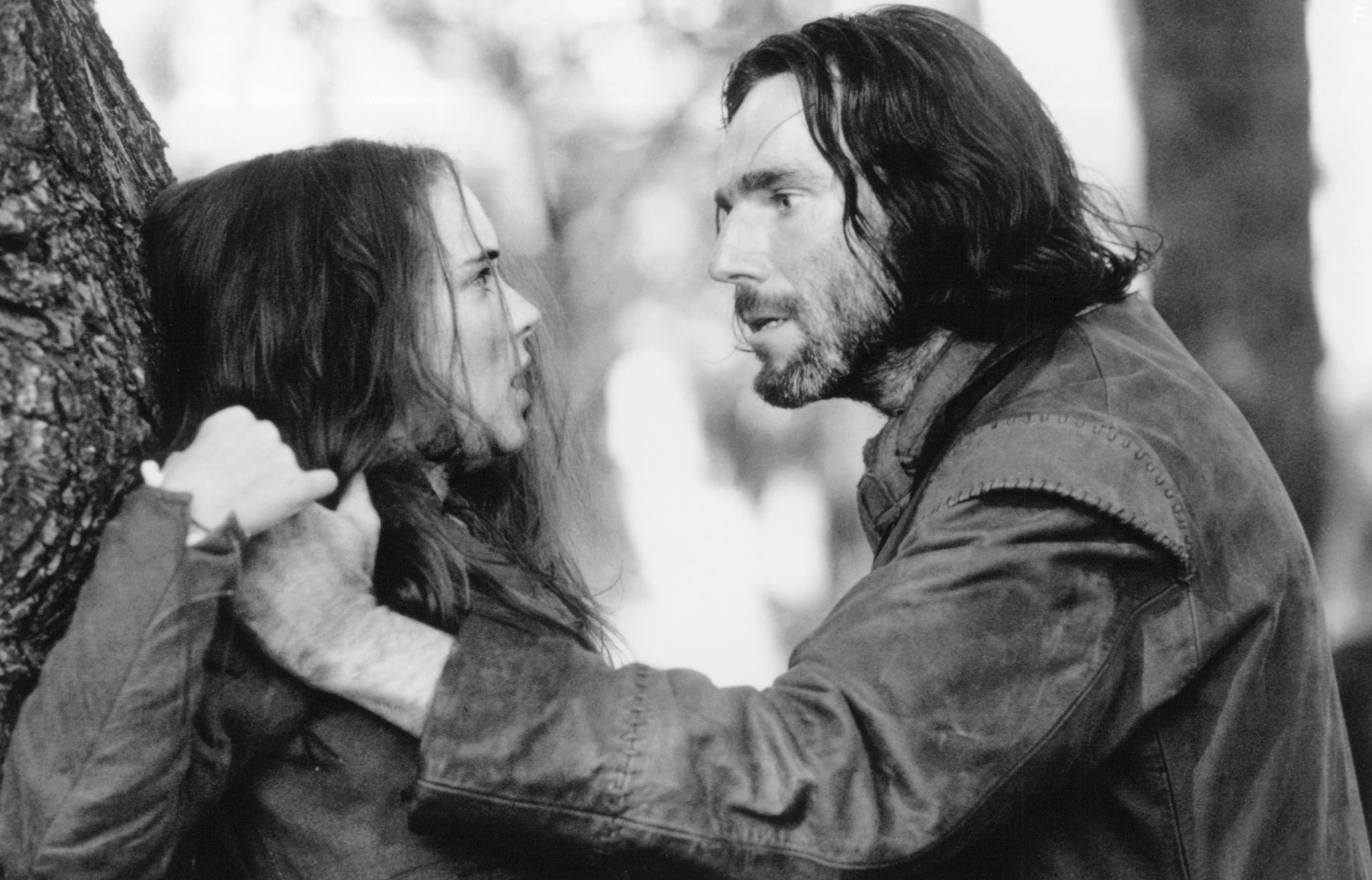 Winona Ryder and Daniel Day-Lewis in Суровое испытание (1996)