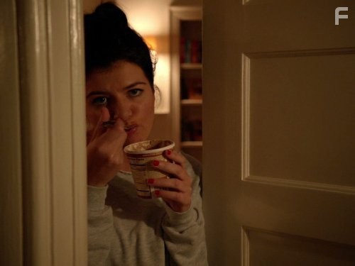 Casey Wilson in Счастливый конец (2011)