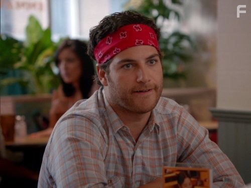 Adam Pally in Счастливый конец (2011)