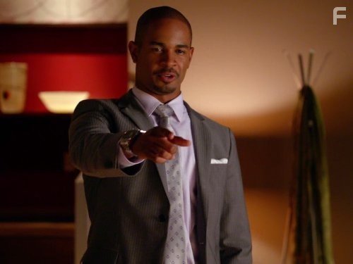 Damon Wayans Jr. in Счастливый конец (2011)