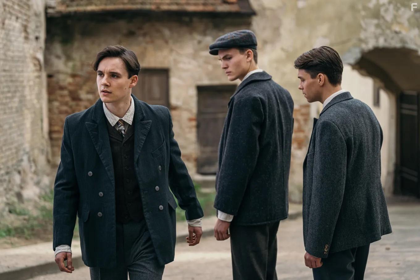 Истина и измена #1