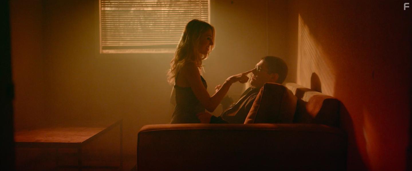 Люби меня мертвым