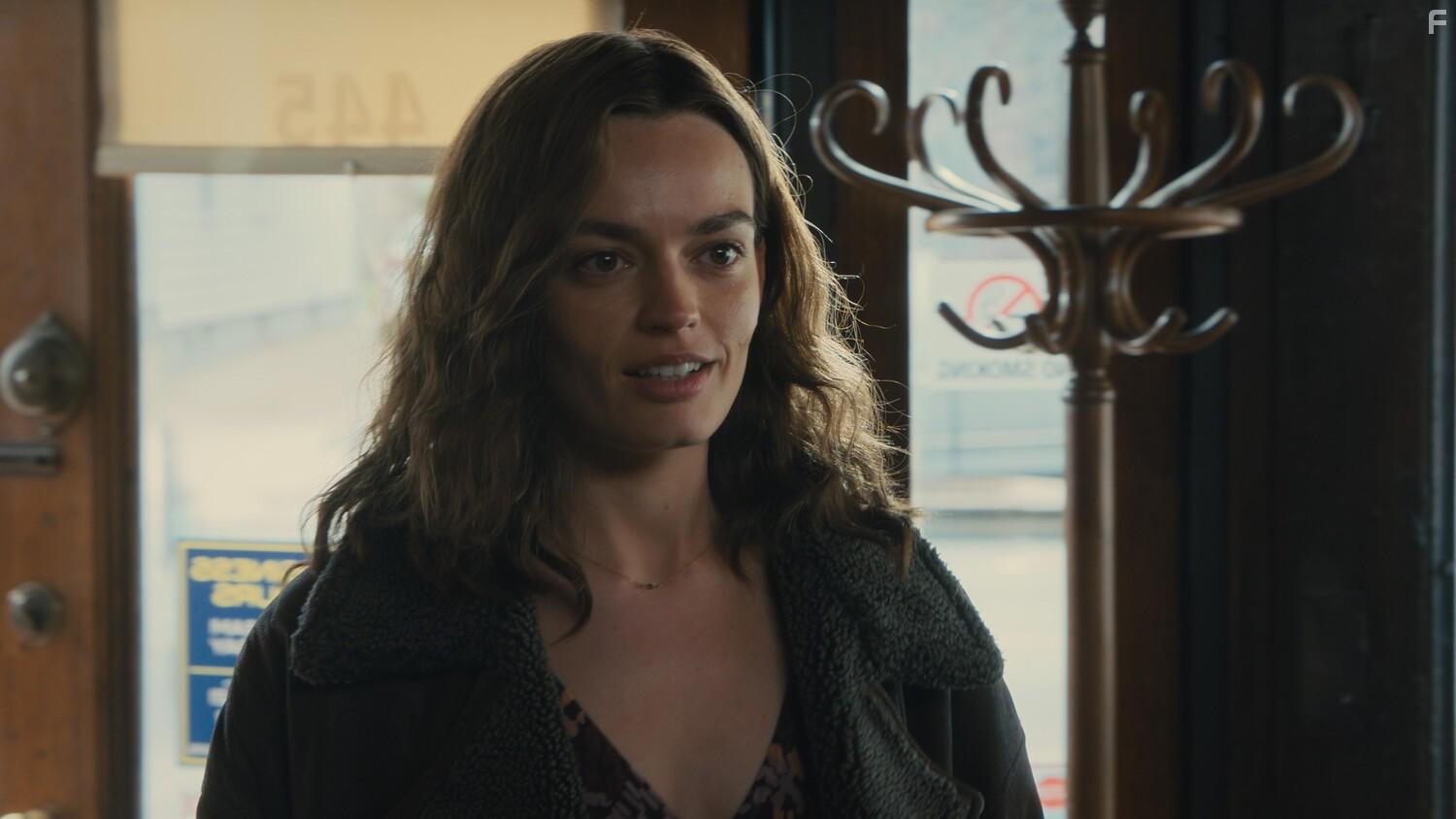 Элла Маккей #1