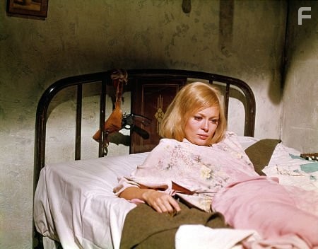 "Bonnie and Clyde" Faye Dunaway 1967 Warner Bros.