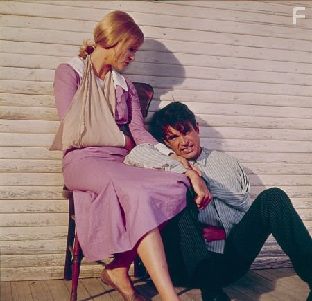 "Bonnie and Clyde" Faye Dunaway and Warren Beatty 1967 Warner Bros.