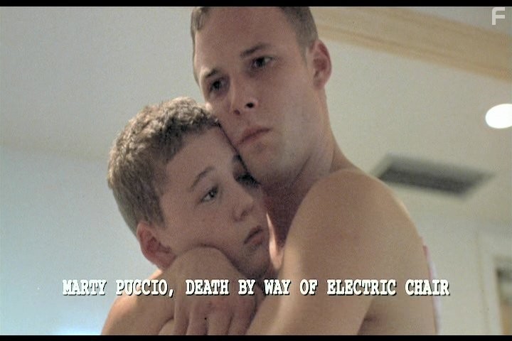 Brad Renfro and Marc Pearson in Садист (2001)