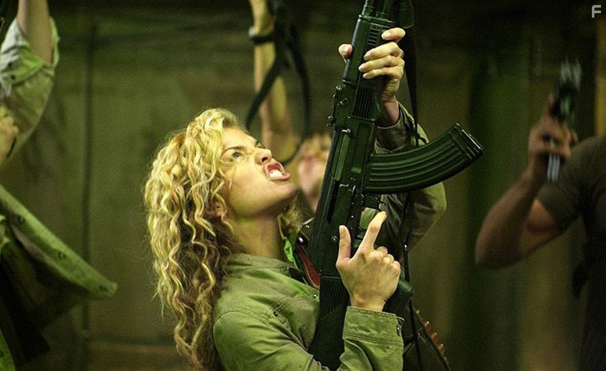 AnnaLynne McCord in День мертвецов (2008)