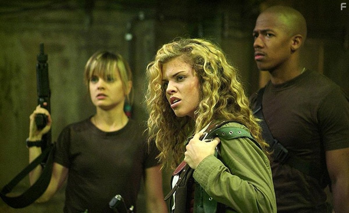 Mena Suvari, Nick Cannon, and AnnaLynne McCord in День мертвецов (2008)