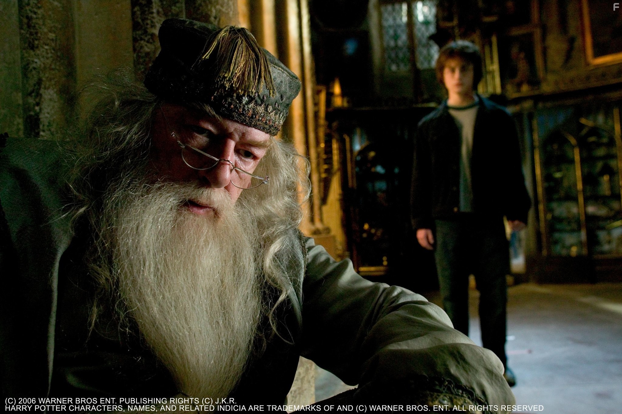 Michael Gambon and Daniel Radcliffe in Гарри Поттер и кубок огня (2005)