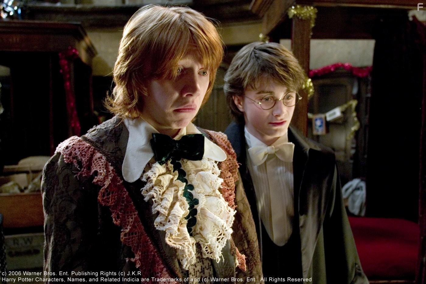 Rupert Grint and Daniel Radcliffe in Гарри Поттер и кубок огня (2005)