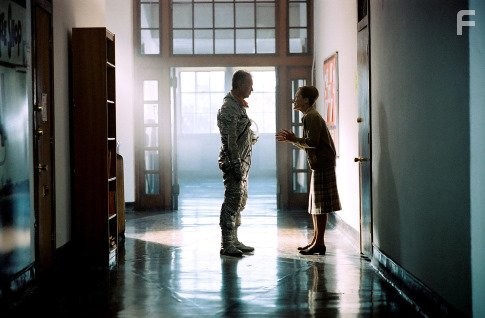 Billy Bob Thornton and Kathleen Arc in Астронавт Фармер (2006)