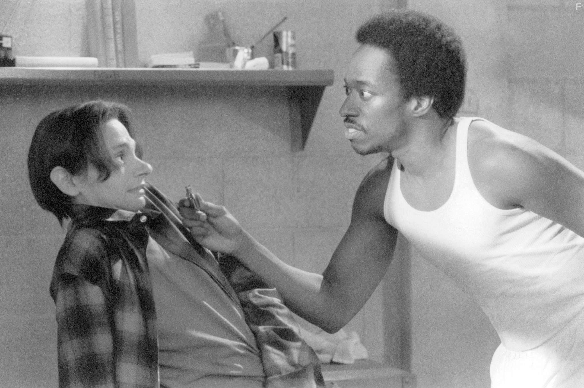 Eddie Griffin and DJ Qualls in Крутой парень (2002)