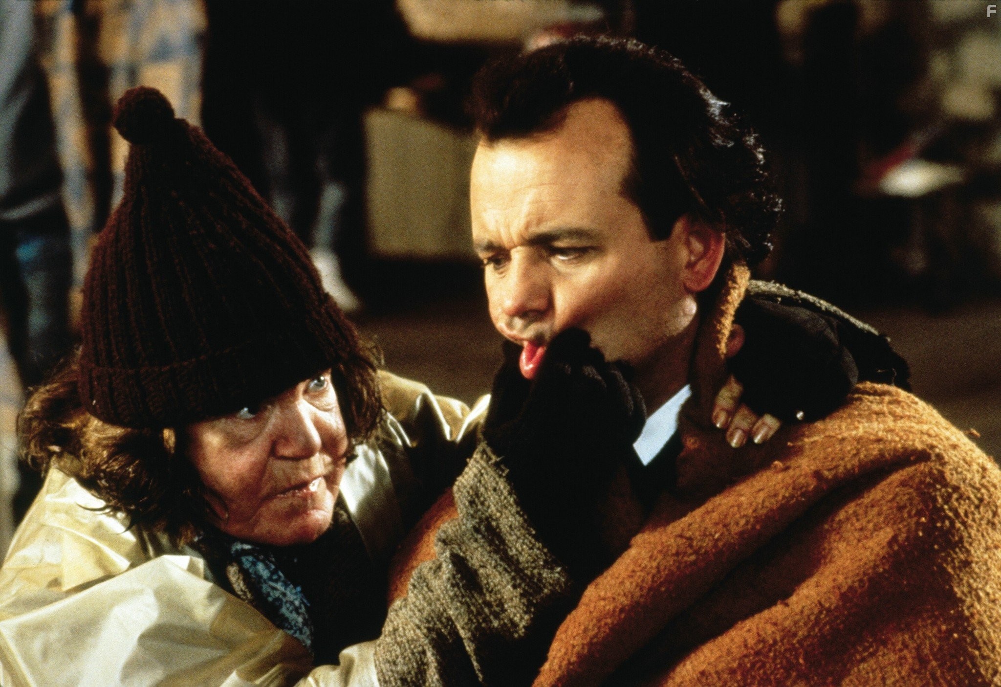 Bill Murray and Anne Ramsey in Новая рождественская сказка (1988)