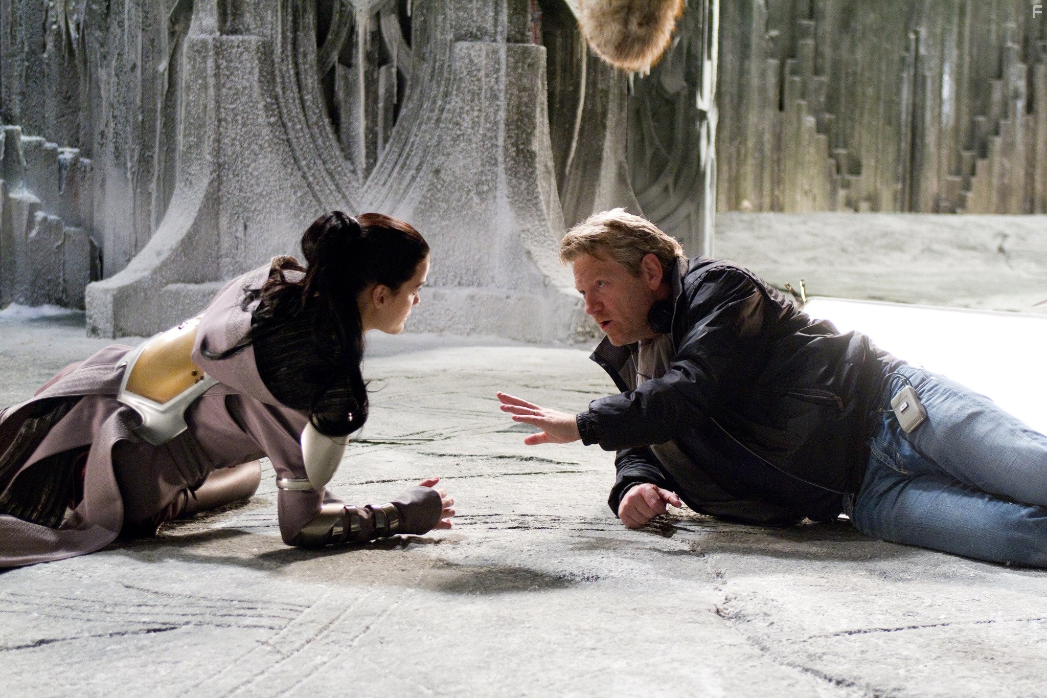 Kenneth Branagh and Jaimie Alexander in Тор (2011)