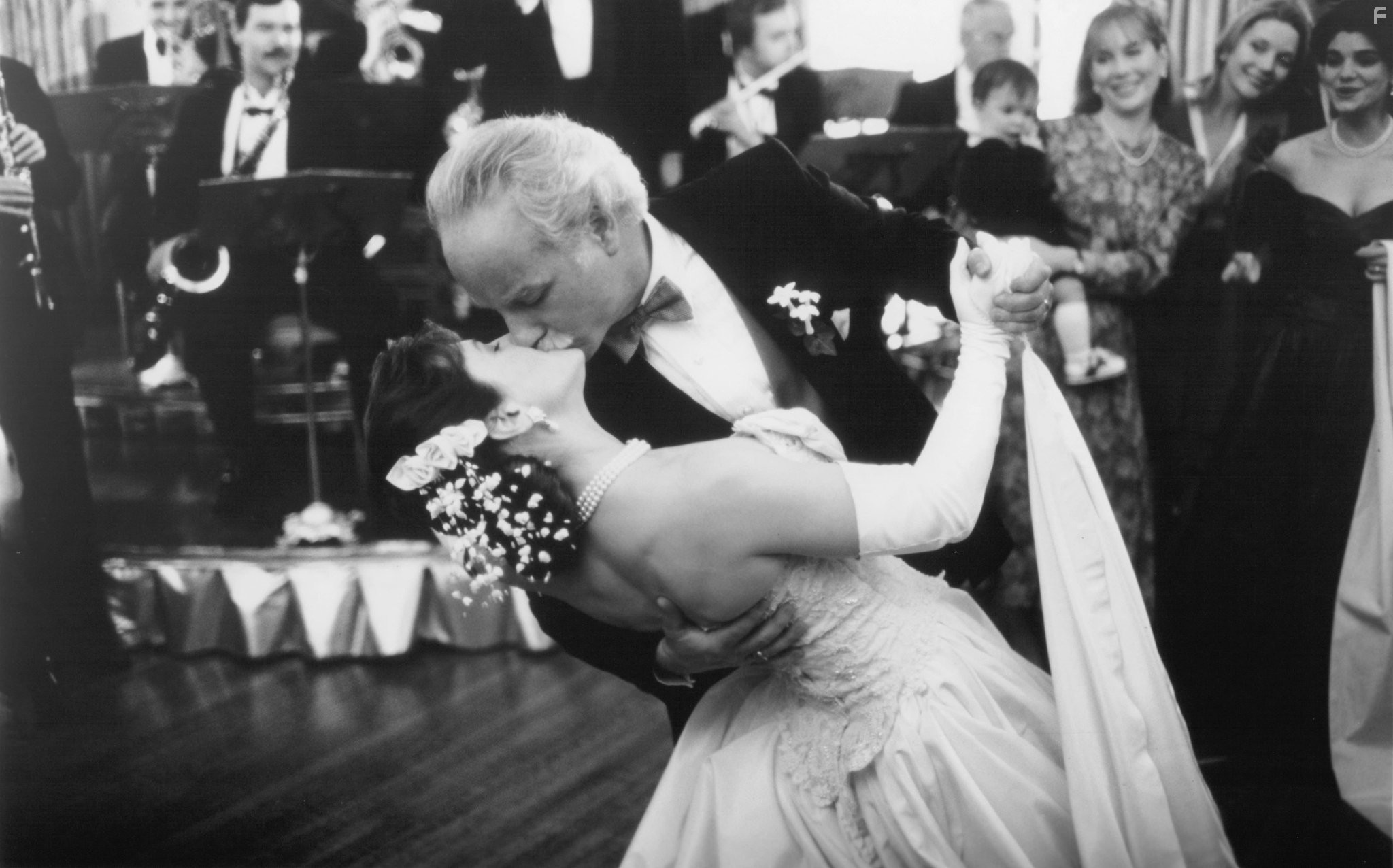 Richard Dreyfuss and Holly Hunter in Еще кружок (1991)