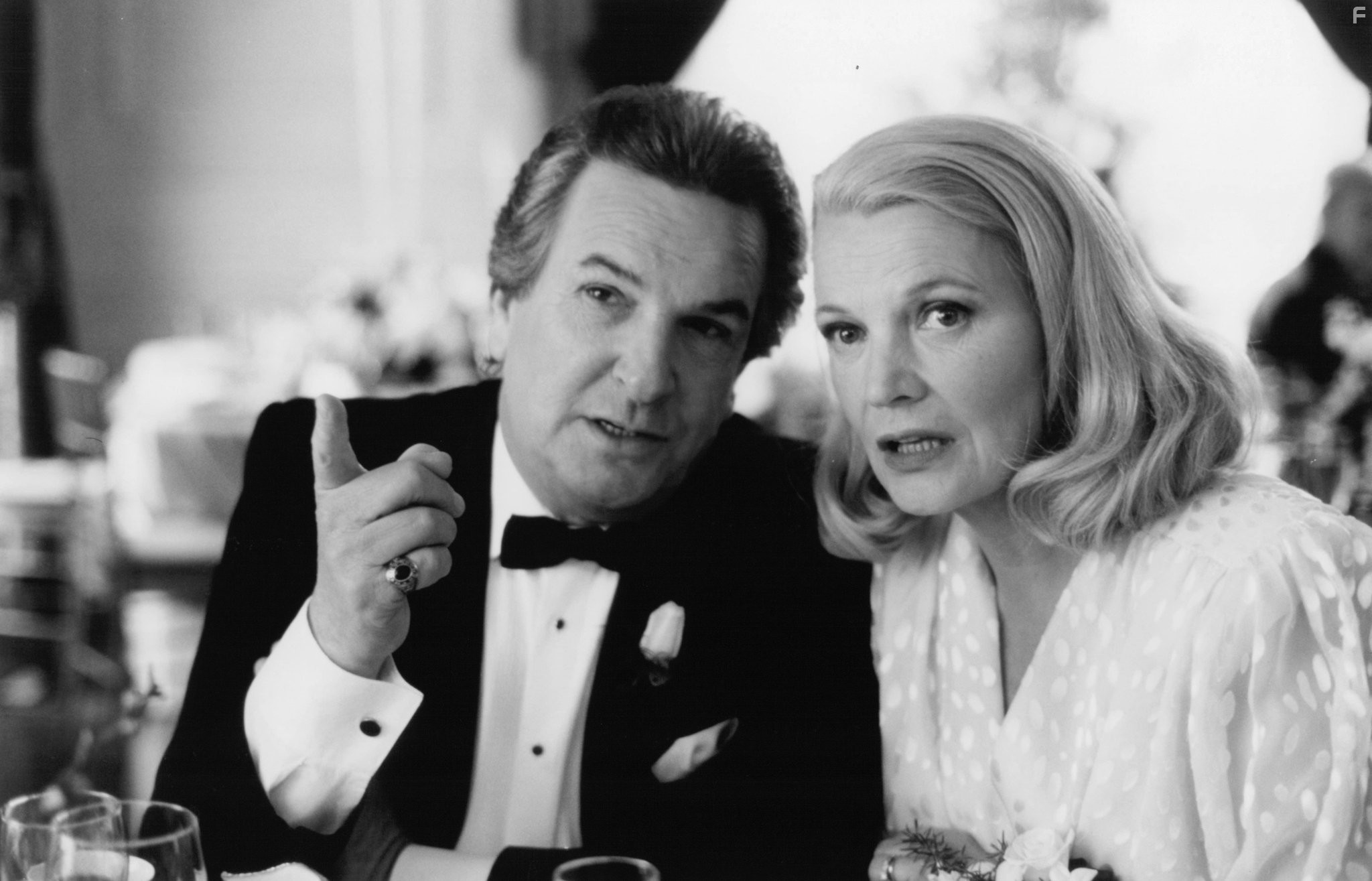 Danny Aiello and Gena Rowlands in Еще кружок (1991)