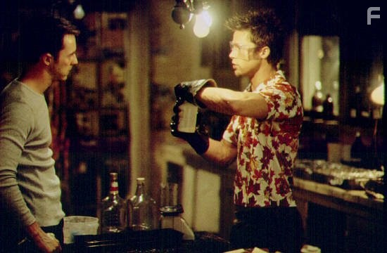 Edward Norton and Brad Pitt star