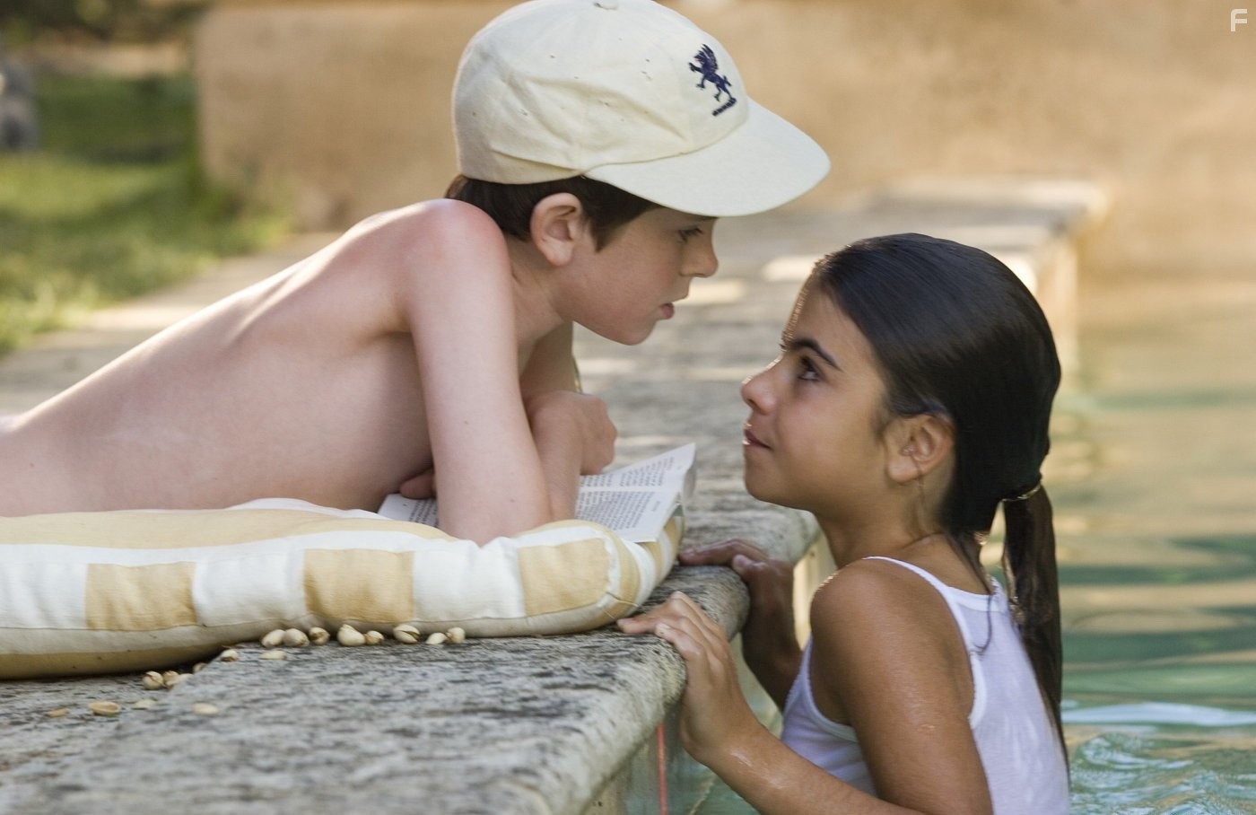 Freddie Highmore in Хороший год (2006)