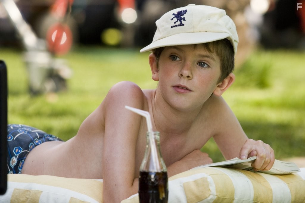 Freddie Highmore in Хороший год (2006)