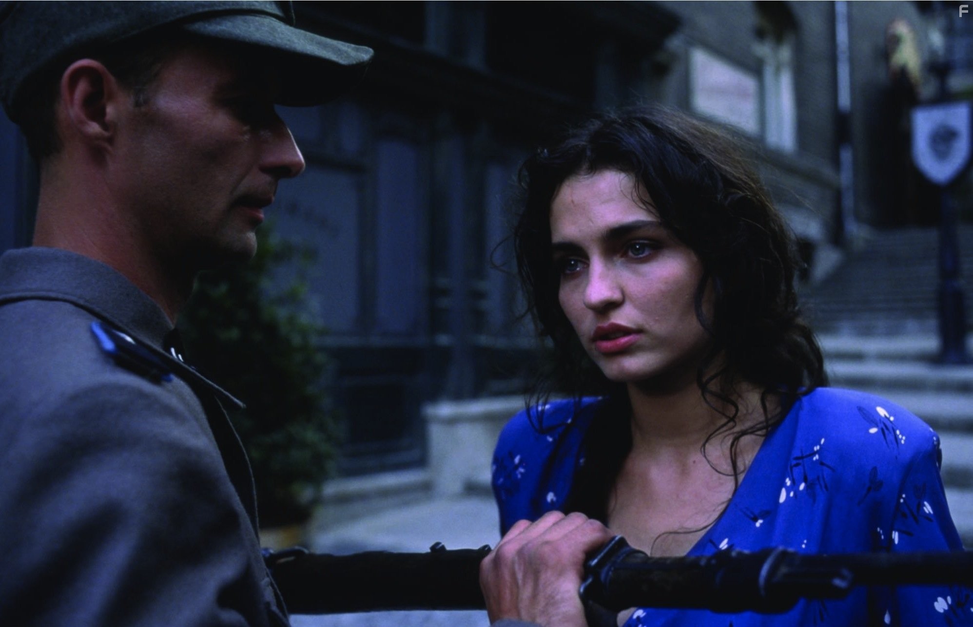 Мрачное воскресенье (1999)