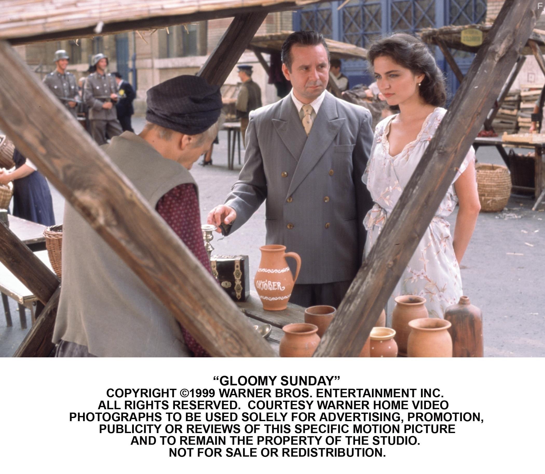 Мрачное воскресенье (1999)