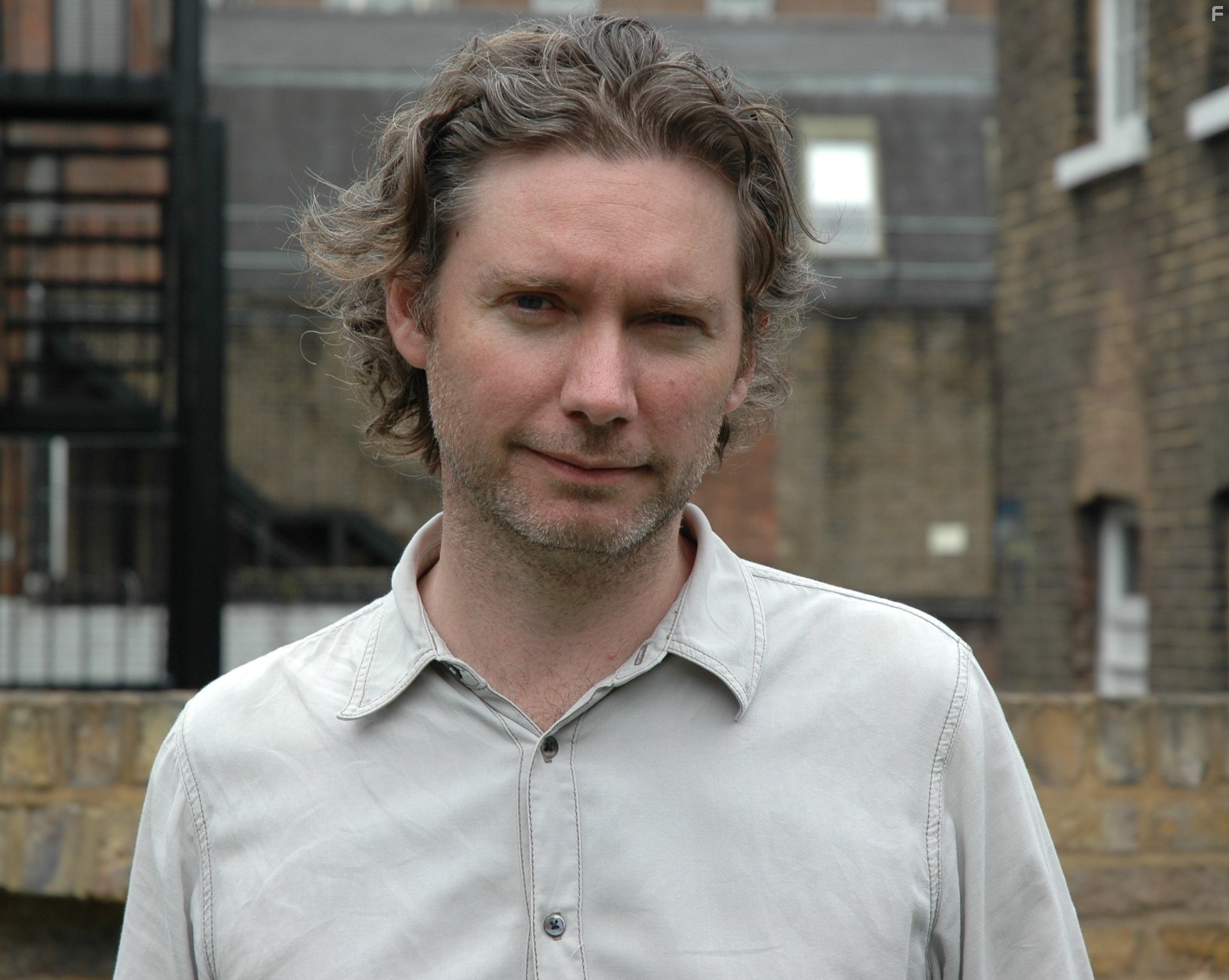 Kevin Macdonald in Жизнь за один день (2011)